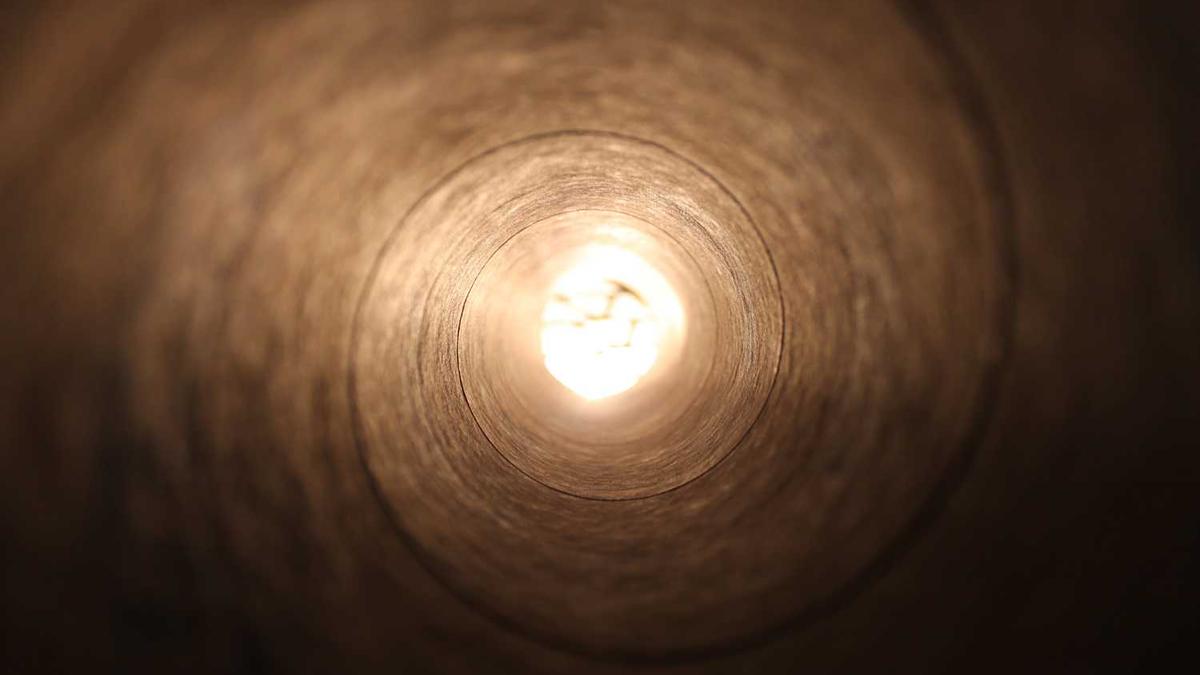 通过高空抛物案看一家三口被撞案